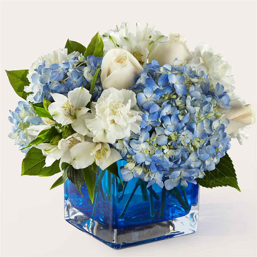 Soothing Waters Bouquet – HYDE PARK FLORIST & GIFTS, Hyde Park NY