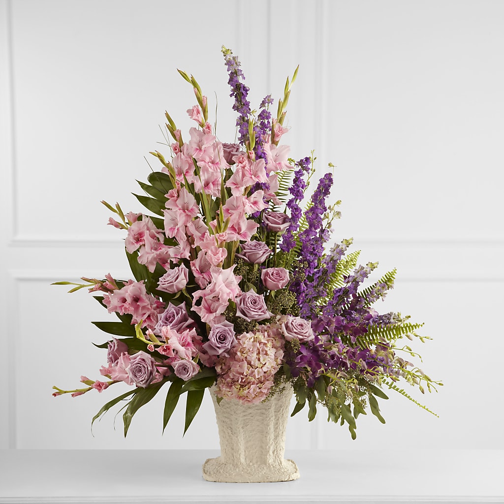 Flowing Garden Arrangement – HYDE PARK FLORIST & GIFTS, Hyde Park NY