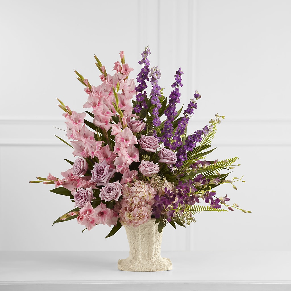 Flowing Garden Arrangement – HYDE PARK FLORIST & GIFTS, Hyde Park NY