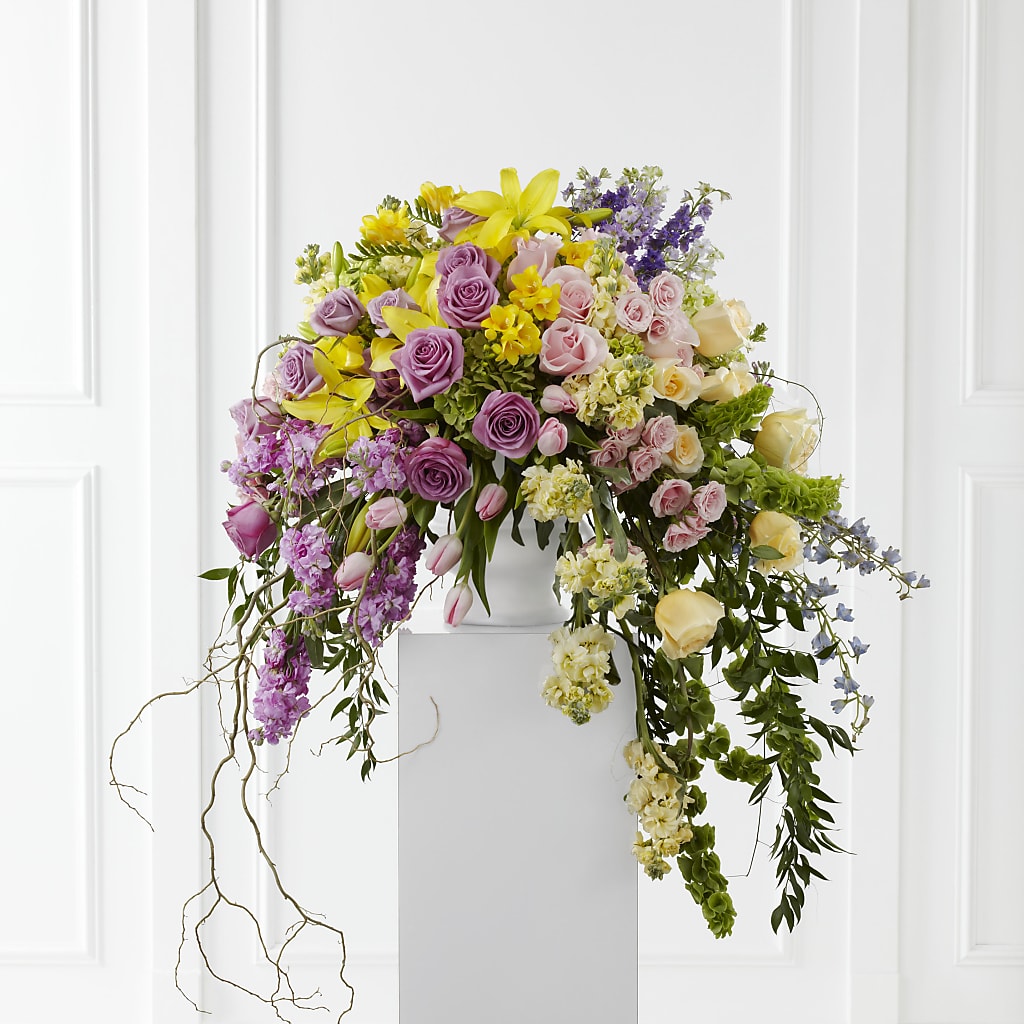 Display of Affection Arrangement – HYDE PARK FLORIST & GIFTS, Hyde Park NY
