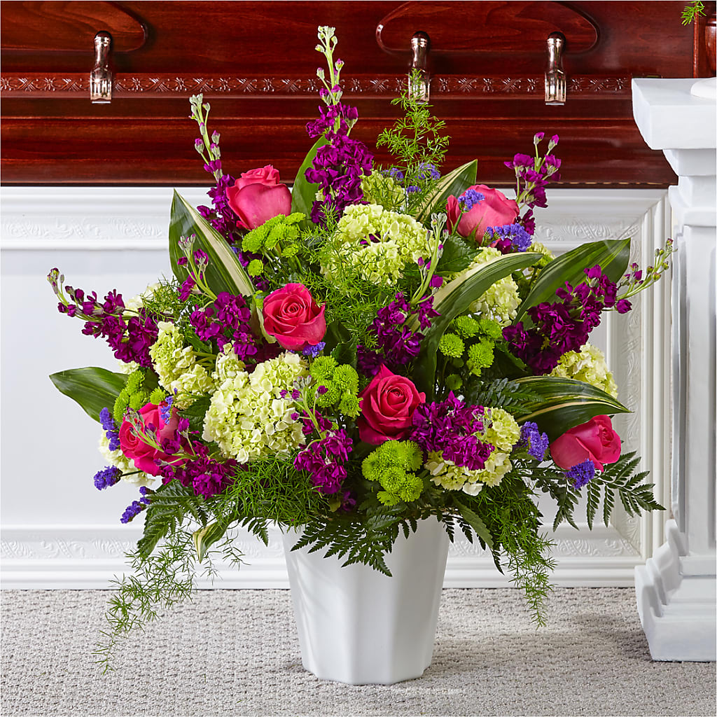Beautiful Horizons Floor Basket – HYDE PARK FLORIST & GIFTS, Hyde Park NY
