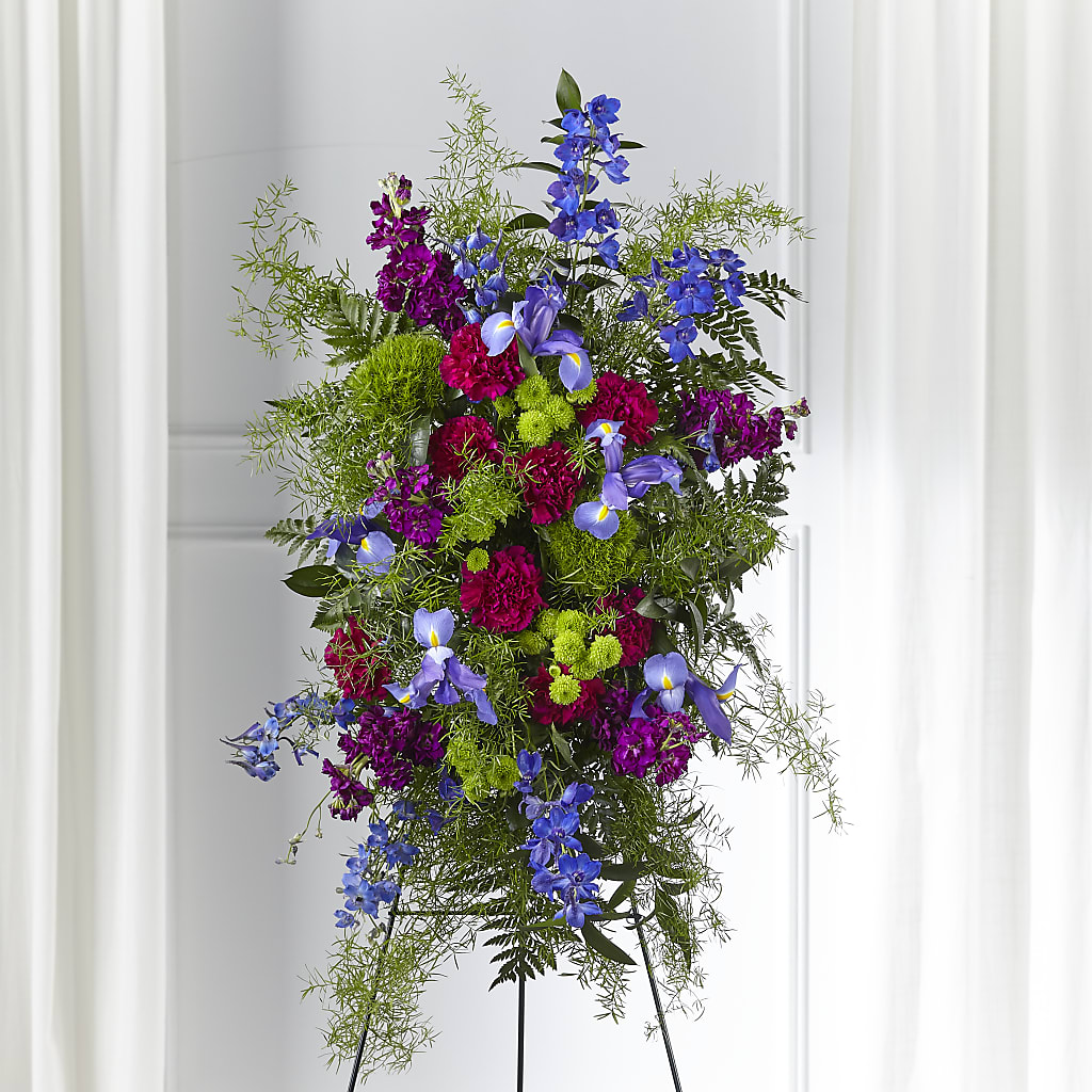 Heavenly Skies Standing Spray – HYDE PARK FLORIST & GIFTS, Hyde Park NY