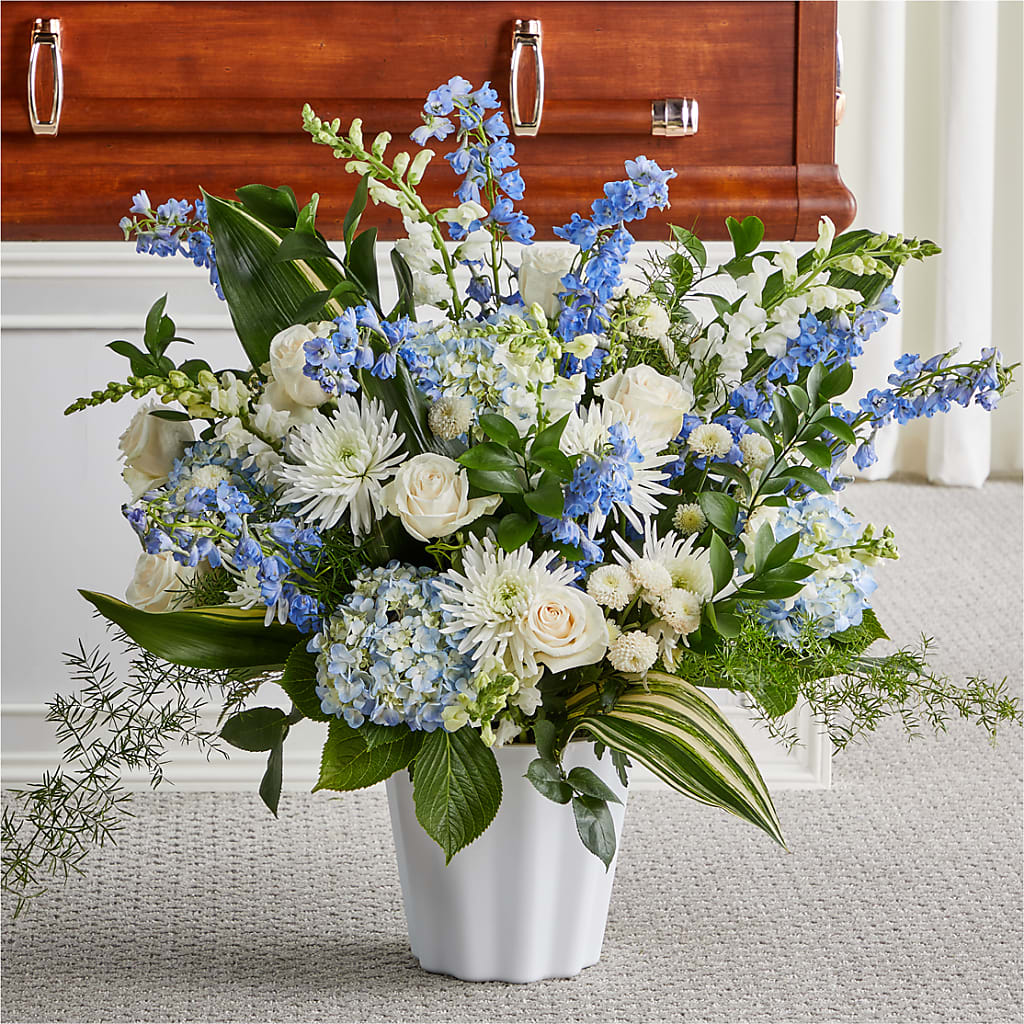 Everlasting Memories Floor Basket – HYDE PARK FLORIST & GIFTS, Hyde Park NY
