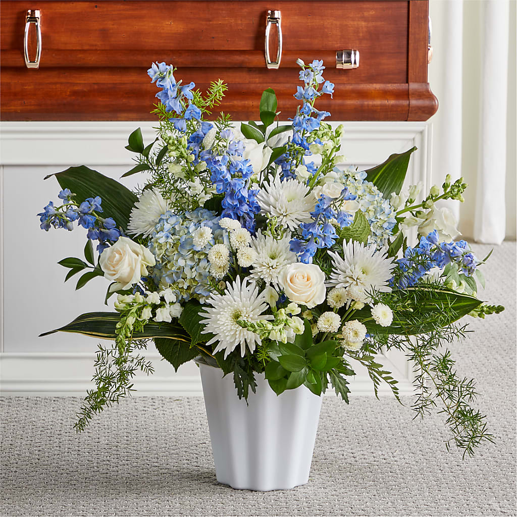 Everlasting Memories Floor Basket – HYDE PARK FLORIST & GIFTS, Hyde Park NY