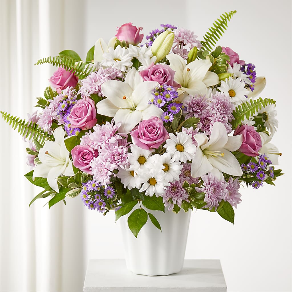 Warmest Thoughts Tabletop Basket – HYDE PARK FLORIST & GIFTS, Hyde Park NY