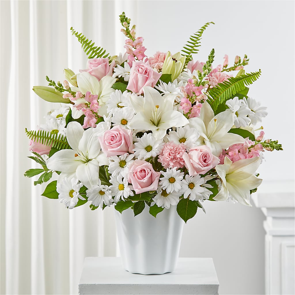 Soft Touch Tabletop Basket – HYDE PARK FLORIST & GIFTS, Hyde Park NY