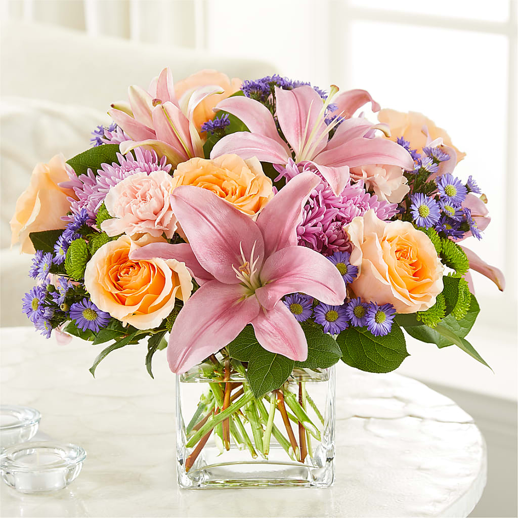 Delicate Details Bouquet – HYDE PARK FLORIST & GIFTS, Hyde Park NY