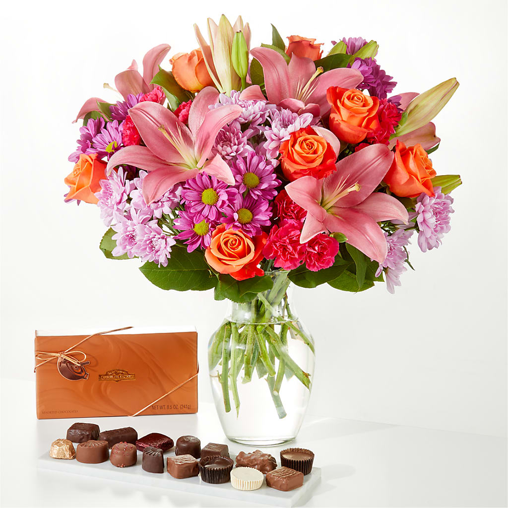 One and Only Bouquet and Chocolate Bundle – HYDE PARK FLORIST & GIFTS, Hyde Park NY