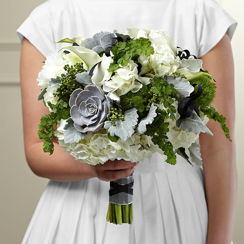 Sweet Innocence Bouquet – HYDE PARK FLORIST & GIFTS, Hyde Park NY