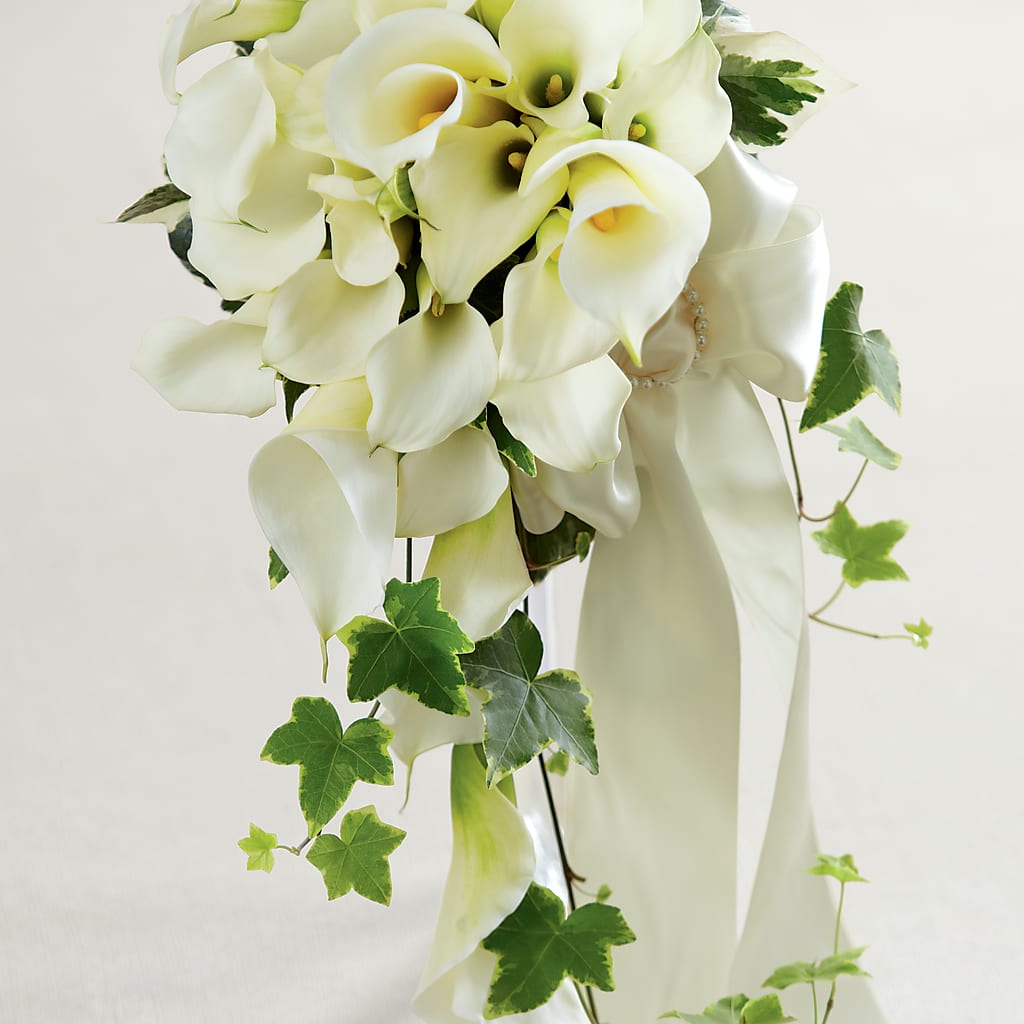White Chapel Bouquet – HYDE PARK FLORIST & GIFTS, Hyde Park NY