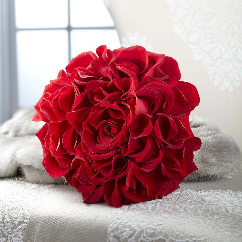 Composite Rose Bouquet – HYDE PARK FLORIST & GIFTS, Hyde Park NY