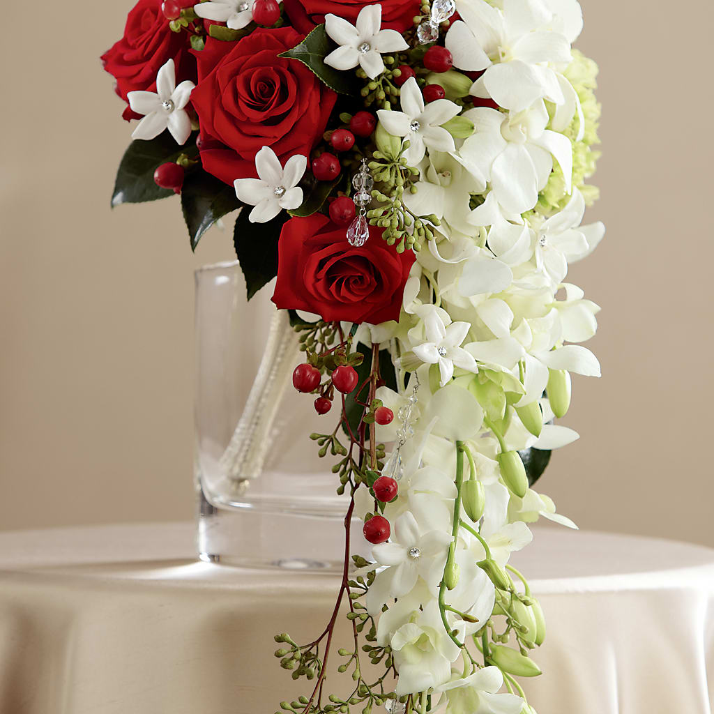 Here Comes the Bride Bouquet – HYDE PARK FLORIST & GIFTS, Hyde Park NY