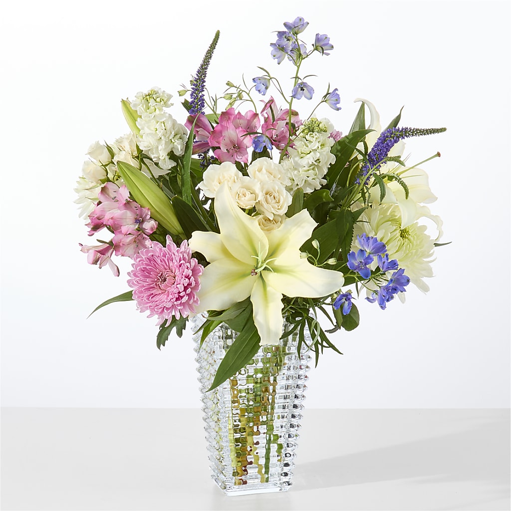 Winter Celebration Bouquet – HYDE PARK FLORIST & GIFTS, Hyde Park NY