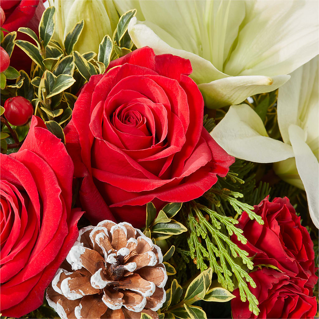 Snowy Wonderland Bouquet – HYDE PARK FLORIST & GIFTS, Hyde Park NY