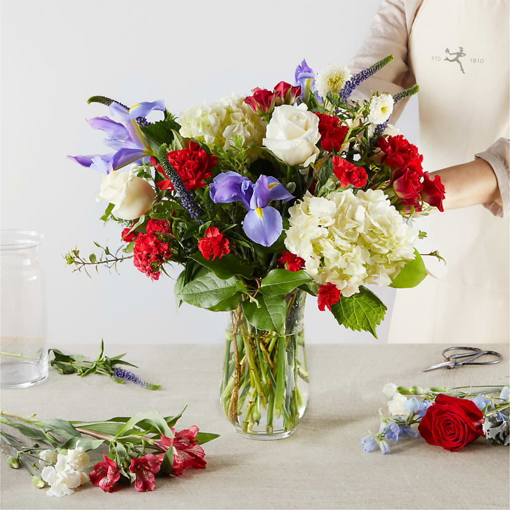 Star Spangled - A Florist Original – HYDE PARK FLORIST & GIFTS, Hyde Park NY