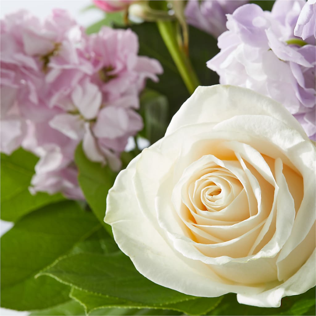 Springtime Spritz Bouquet – HYDE PARK FLORIST & GIFTS, Hyde Park NY