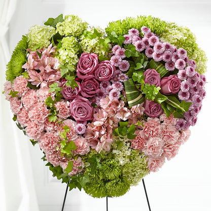Heartwarming Standing Heart – HYDE PARK FLORIST & GIFTS, Hyde Park NY