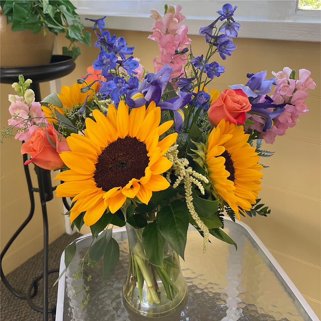 Rays of Life Bouquet – HYDE PARK FLORIST & GIFTS, Hyde Park NY