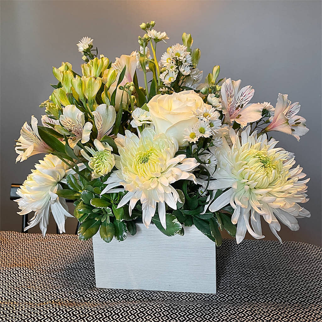 Eternal Affection Arrangement – HYDE PARK FLORIST & GIFTS, Hyde Park NY