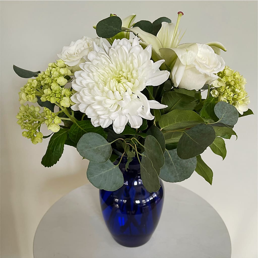 Snowy Dreams Bouquet – HYDE PARK FLORIST & GIFTS, Hyde Park NY
