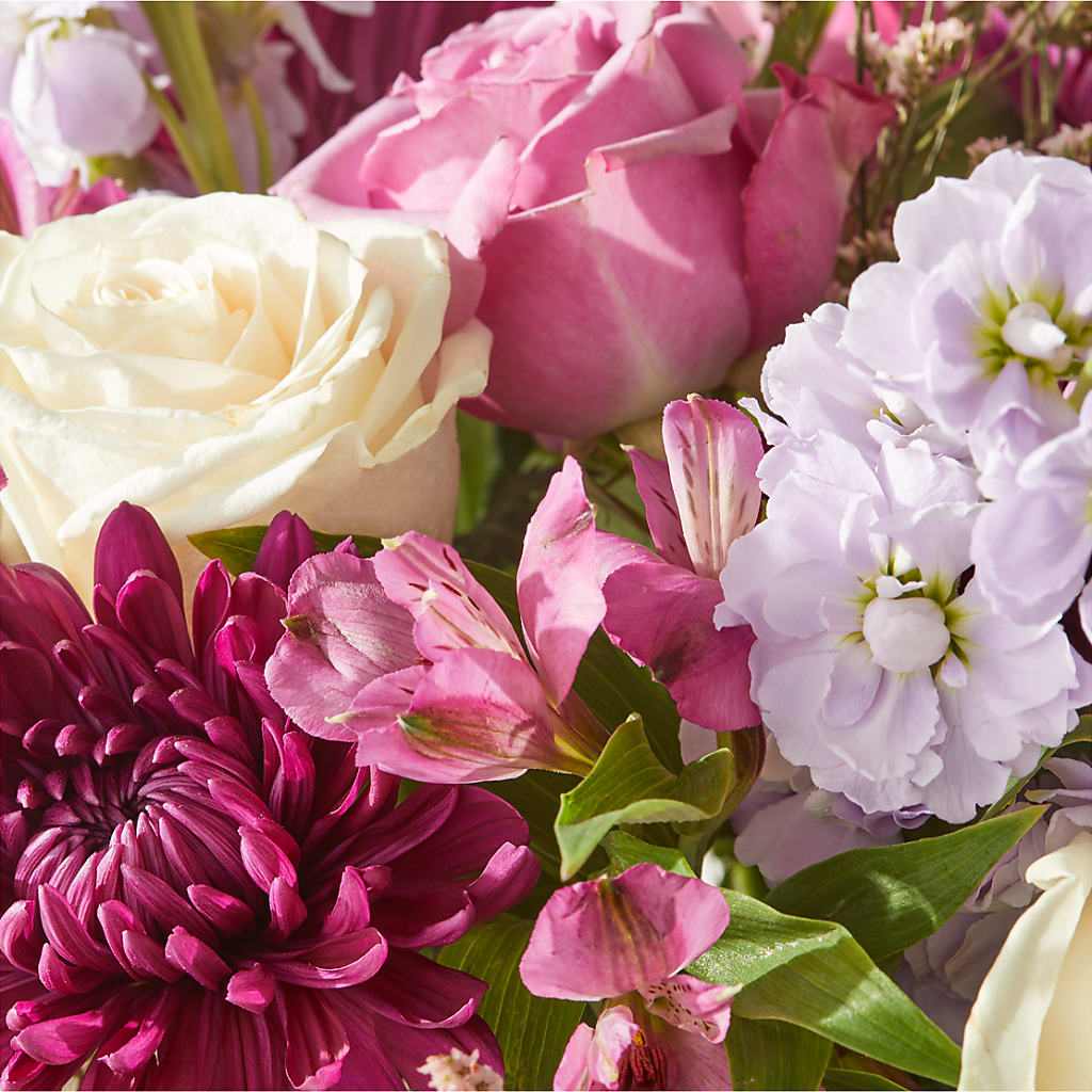 Amethyst Dreams Bouquet – HYDE PARK FLORIST & GIFTS, Hyde Park NY