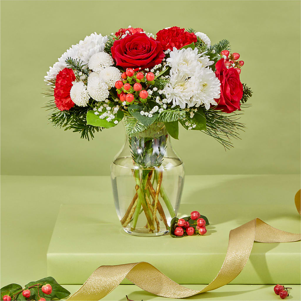 Chance of Flurries Bouquet – HYDE PARK FLORIST & GIFTS, Hyde Park NY