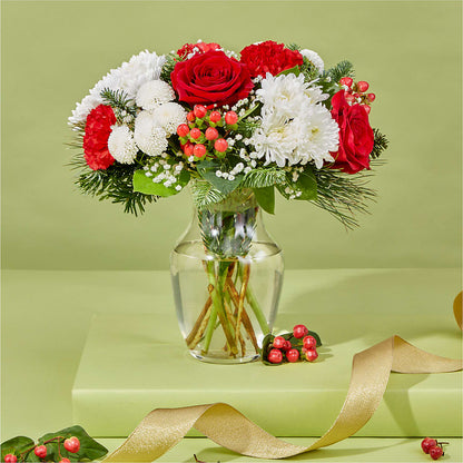 Chance of Flurries Bouquet – HYDE PARK FLORIST & GIFTS, Hyde Park NY