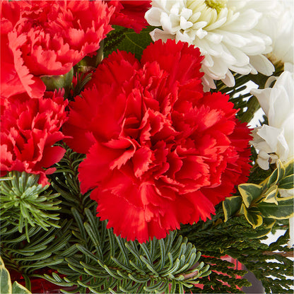 Christmas Market Bouquet – HYDE PARK FLORIST & GIFTS, Hyde Park NY