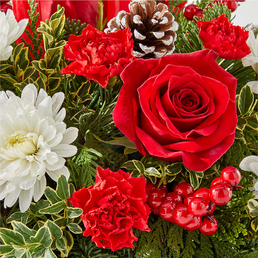 Holiday Soiree Centerpiece – HYDE PARK FLORIST & GIFTS, Hyde Park NY