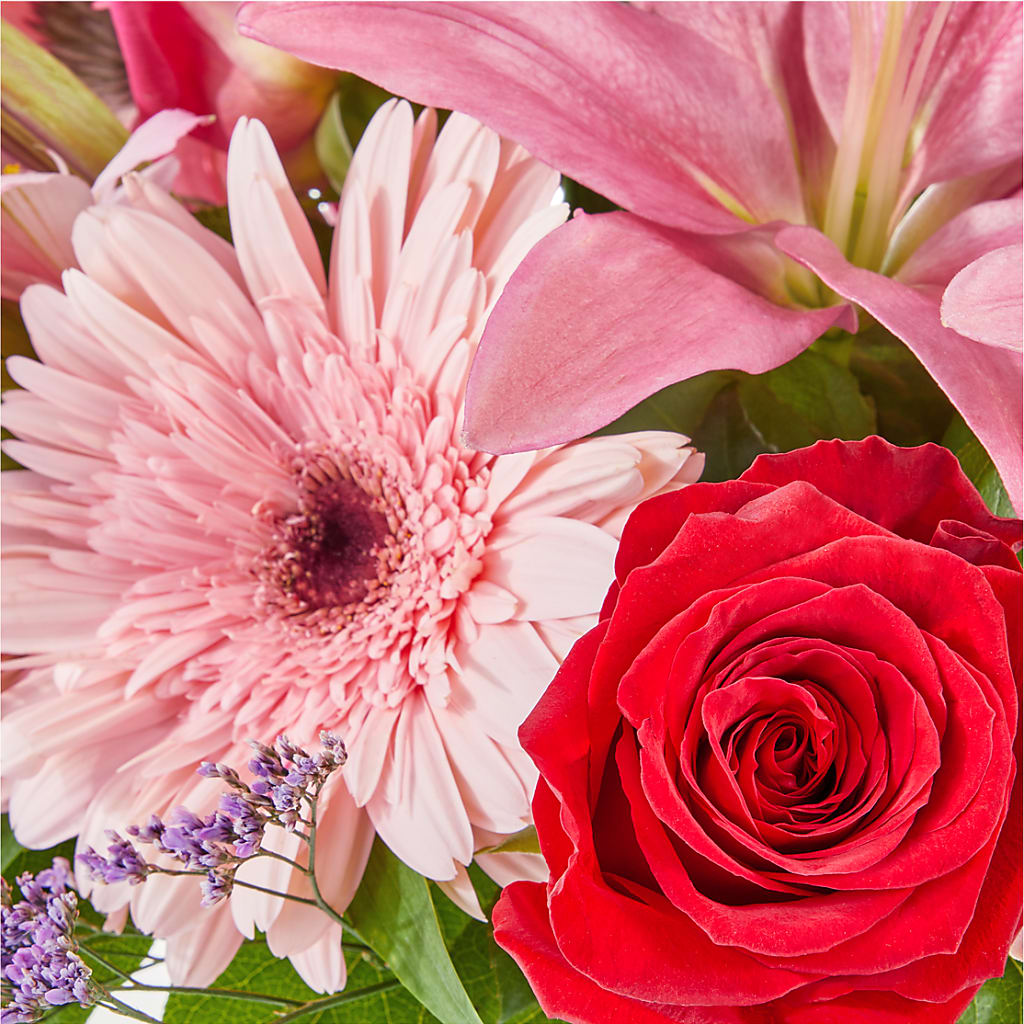 Lots of Love Bouquet – HYDE PARK FLORIST & GIFTS, Hyde Park NY