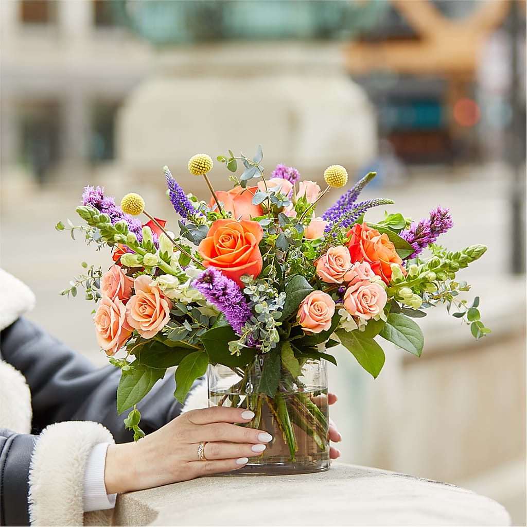 The Standout Bouquet – HYDE PARK FLORIST & GIFTS, Hyde Park NY