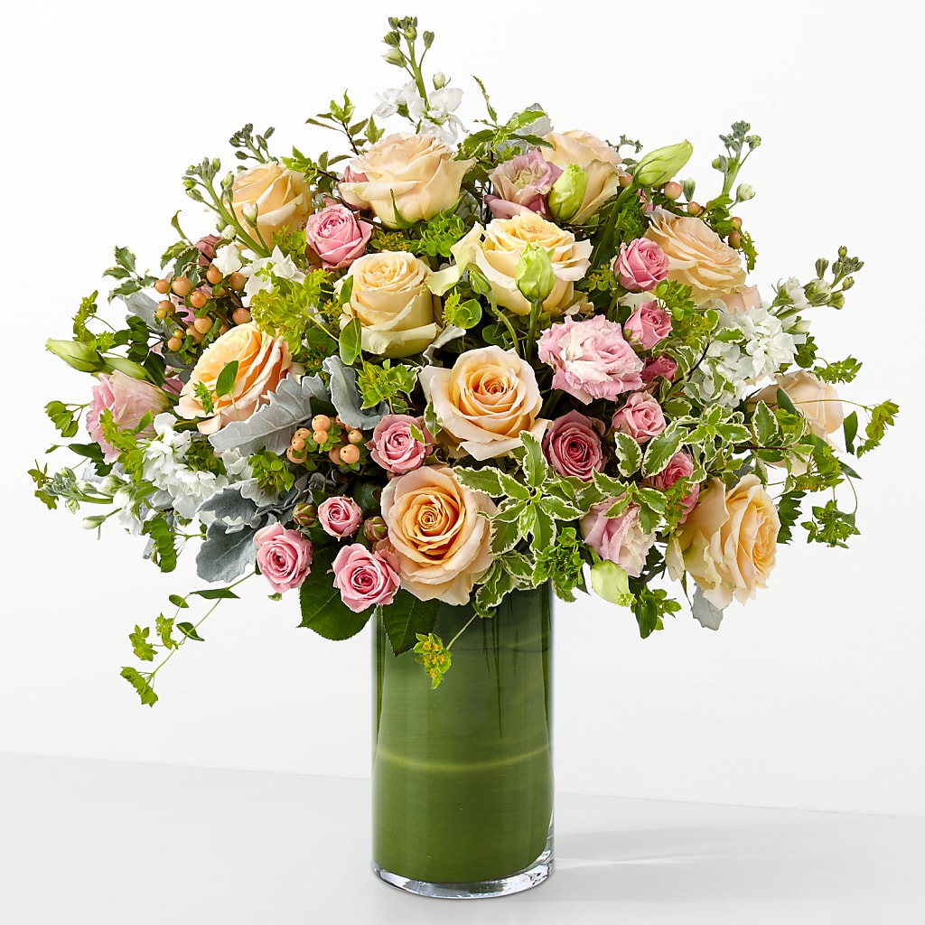 The Glamour Shot – HYDE PARK FLORIST & GIFTS, Hyde Park NY