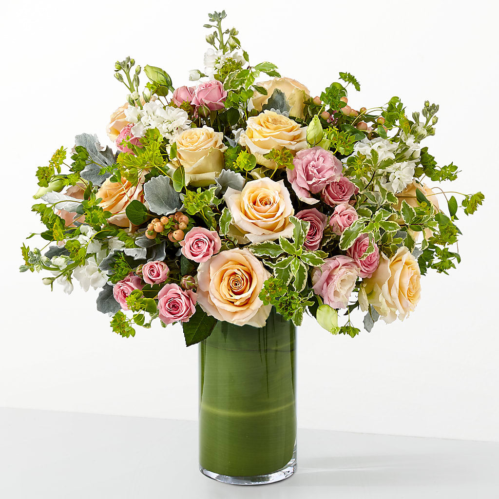 The Glamour Shot – HYDE PARK FLORIST & GIFTS, Hyde Park NY