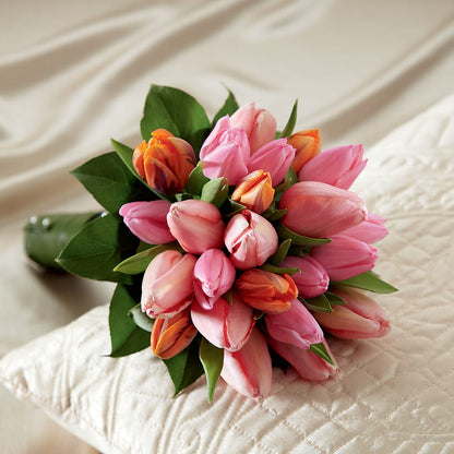 Embraceable Bouquet – HYDE PARK FLORIST & GIFTS, Hyde Park NY