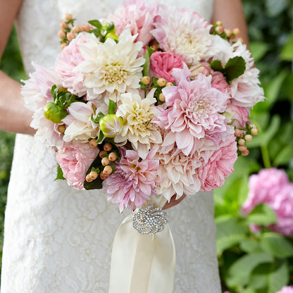 Heart's Promise Bouquet – HYDE PARK FLORIST & GIFTS, Hyde Park NY